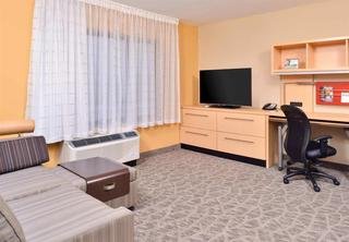 Towneplace Suites Detroit Commerce