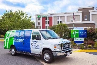 Holiday Inn Express Washington DC East - Andrews AFB