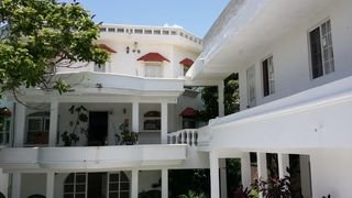 Mansion Giahn Bed & Breakfast