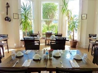 Derrin Guest House