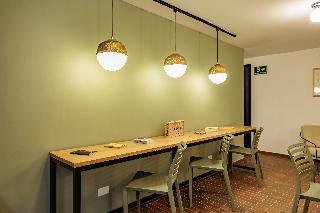The Somos Flats Laureles