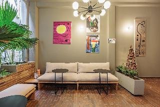 The Somos Flats Laureles