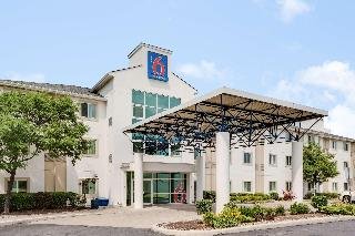 Motel 6 Toronto