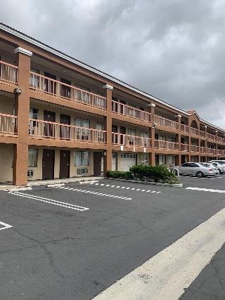 Grand Park Inn Baldwin Park