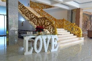 Tam Chau Luxury Hotel