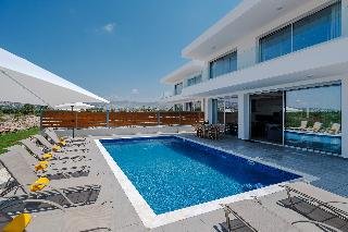 Sea Point Villas Coral Bay