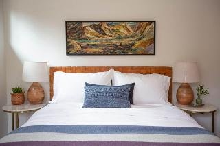 Husum's Riverside Bed And Breakfast