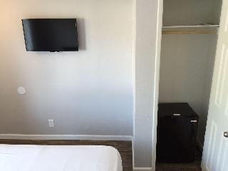 Good Knight Inn Motel