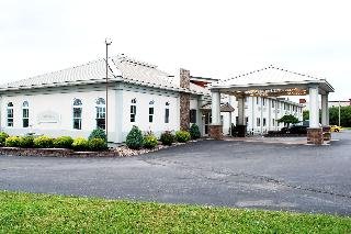 Travelodge by Wyndham Watertown NY