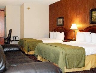 Travelodge by Wyndham Watertown NY