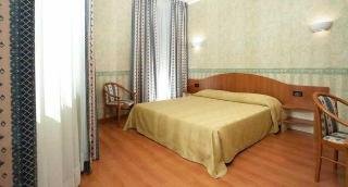 Marengo Motel