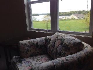 Bayview Pines Country Inn