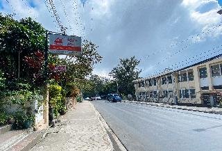 RedDoorz Hostel @ Tita Aidz Inn Baguio