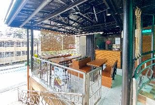 RedDoorz Hostel @ Tita Aidz Inn Baguio