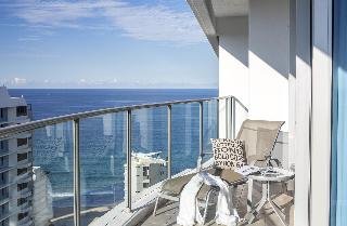 Artique Resort Surfers Paradise