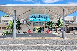 Bay Village Tropical Retreat