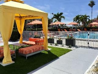 St Pete Beach Suites