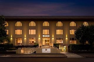 Best Western Plus Travel Inn Carlton
