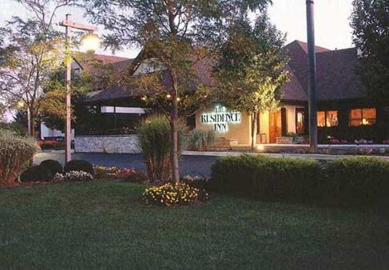 Avia Residence on May's Landing Hotel