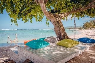 Shanti Maurice Resort & Spa
