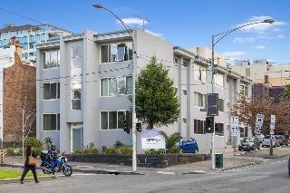 City Edge East Melbourne Serviced Apartments