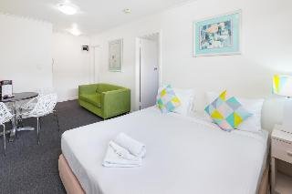 City Edge East Melbourne Serviced Apartments