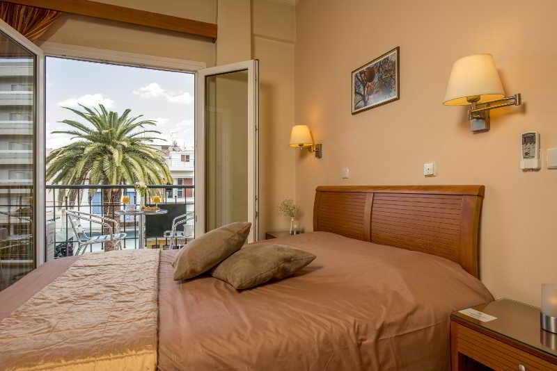 Hotel Lakonia