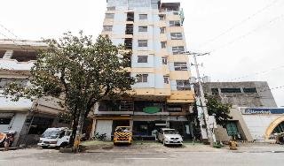 Getz Hotel by RedDoorz