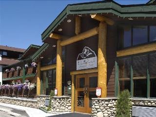 Rundle Mountain Lodge