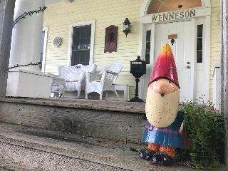 Andor Wenneson Inn