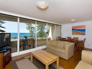 Manly Paradise Motel & Apartments