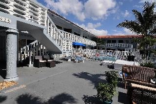 925 Ocean Resort