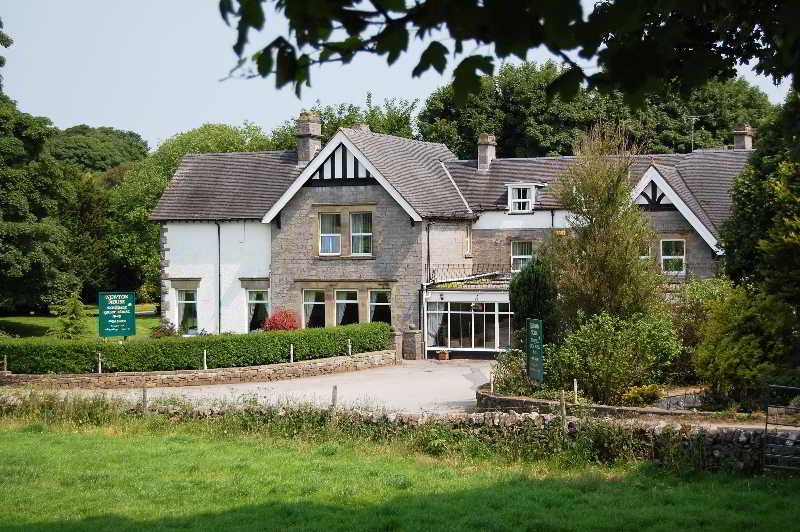 Newton House Hotel