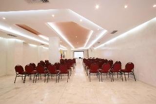 Hotel Intersuites