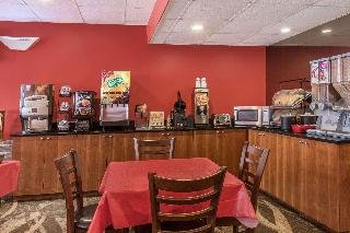 Hilltop Inn & Suites