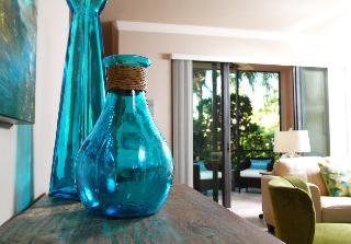 The Cottages at Naples Bay Resort