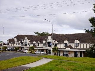Drury Motor Lodge