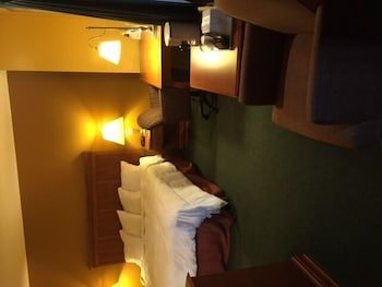 Regency Inn and Suites