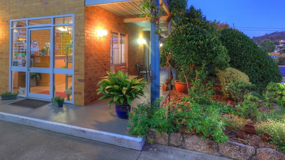 The Vines Motel And Cottages