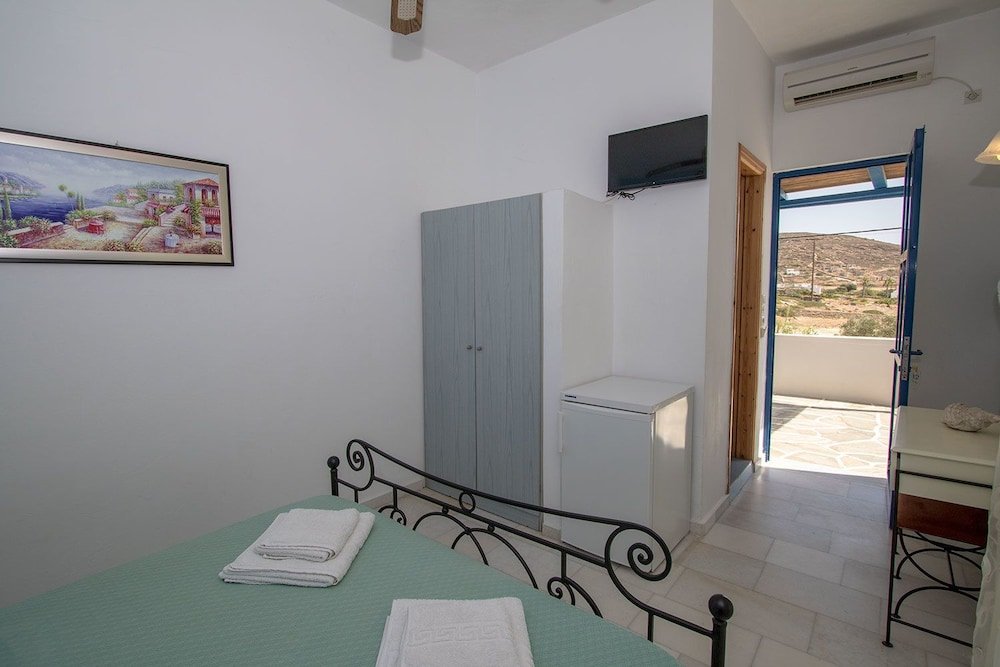 Dimitris Rooms