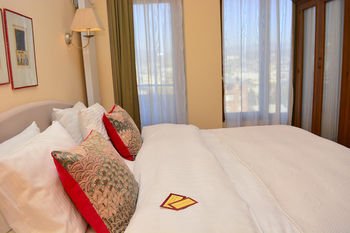 Florimon Hotel