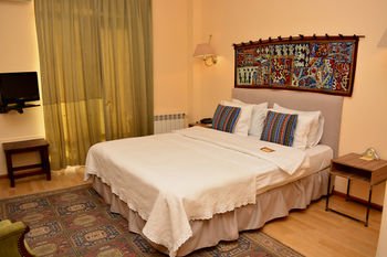 Florimon Hotel