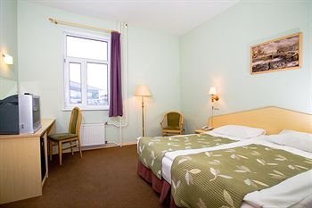 Petro Sport Hotel