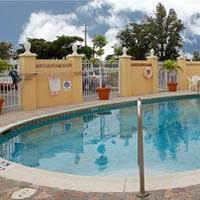 La Quinta Inn & Suites by Wyndham West Palm Beach Airport