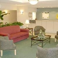 La Quinta Inn & Suites by Wyndham Fort Myers Airport
