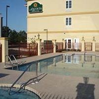 La Quinta Inn & Suites by Wyndham Mobile - Tillman's Corner