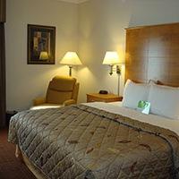 La Quinta Inn & Suites by Wyndham Norfolk Airport