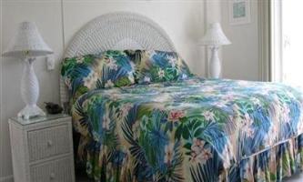 Island House Beach Resort