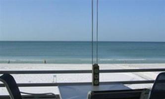Island House Beach Resort