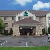La Quinta Inn & Suites by Wyndham Milwaukee Delafield